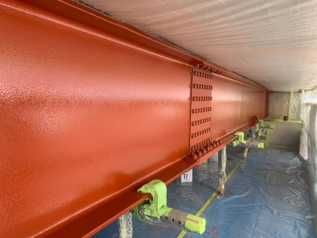 秋留橋は天候にも恵まれ、あっという間に下塗り1層目まですすみました
#森塗装株式会社 #宮崎市 #塗装 #橋梁塗装 #秋留橋
t.u